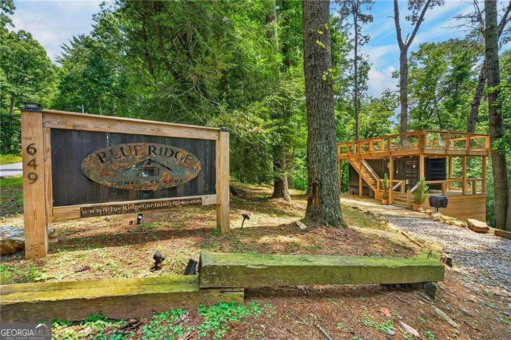 649 Power Dam RD Blue Ridge, GA 30513