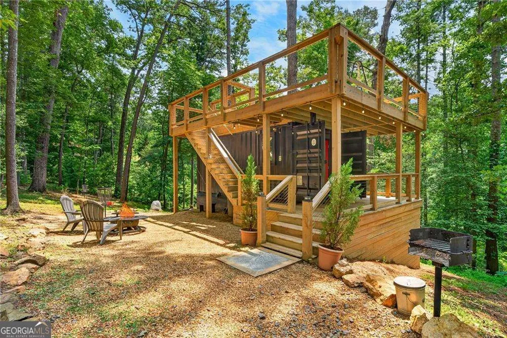 649 Power Dam RD Blue Ridge, GA 30513