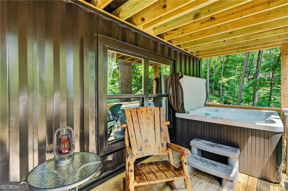 649 Power Dam RD Blue Ridge, GA 30513