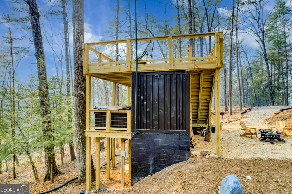 649 Power Dam RD Blue Ridge, GA 30513