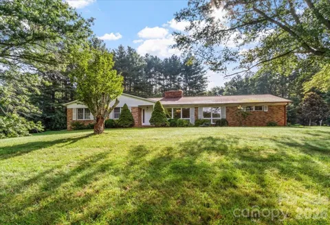 235 Rolling Ridge Loop