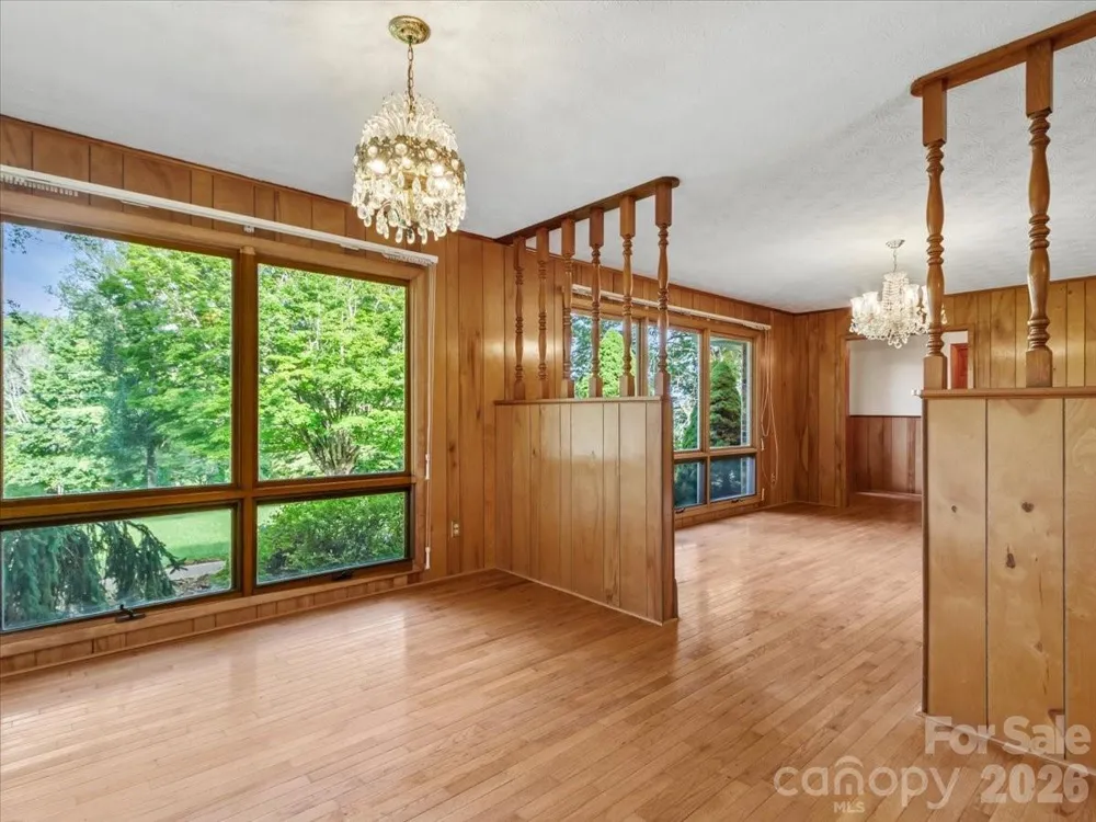 235 Rolling Ridge Loop Burnsville, NC 28714