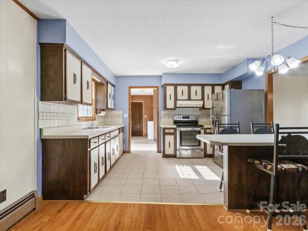 235 Rolling Ridge Loop Burnsville, NC 28714