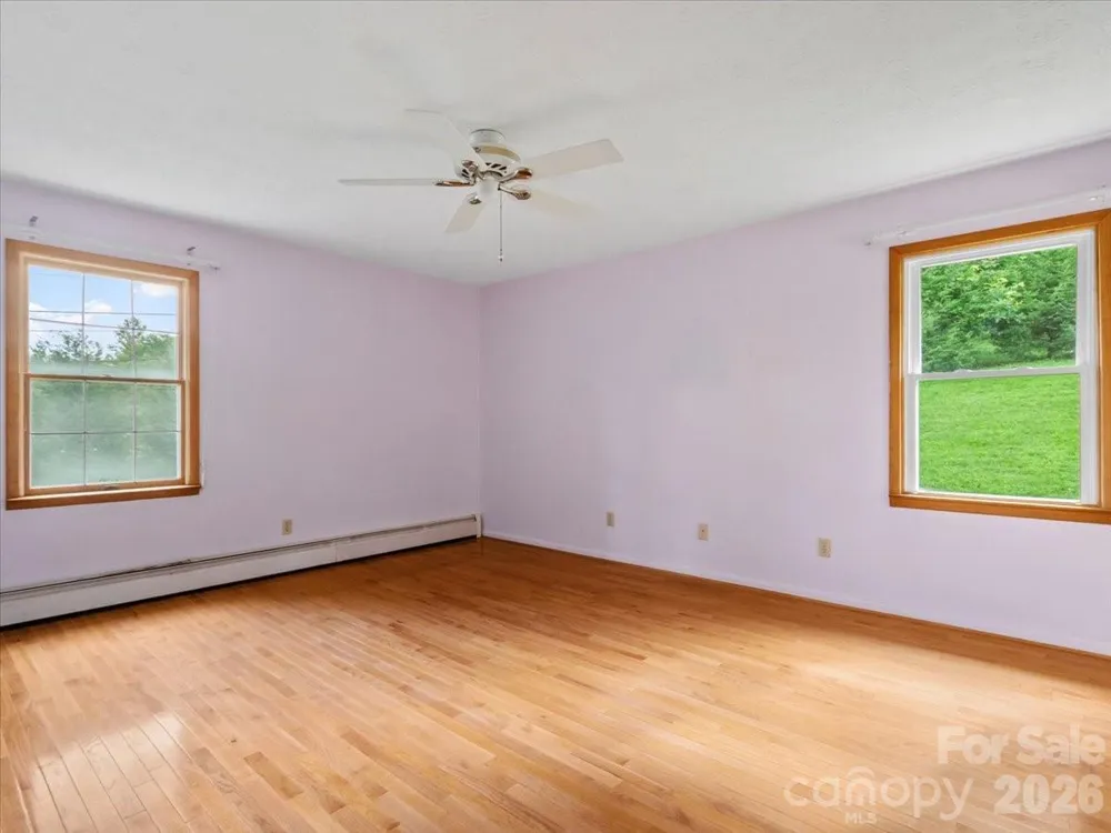 235 Rolling Ridge Loop Burnsville, NC 28714