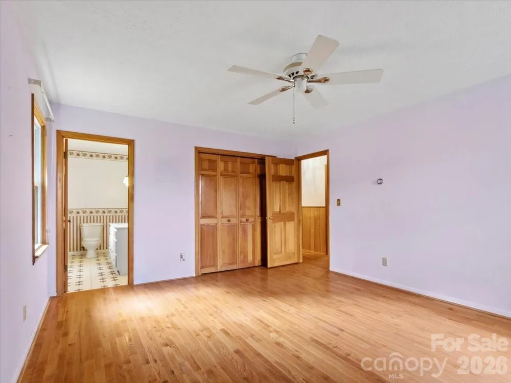 235 Rolling Ridge Loop Burnsville, NC 28714