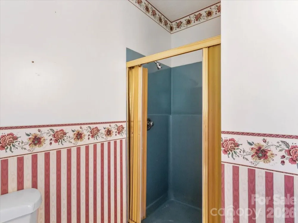 235 Rolling Ridge Loop Burnsville, NC 28714