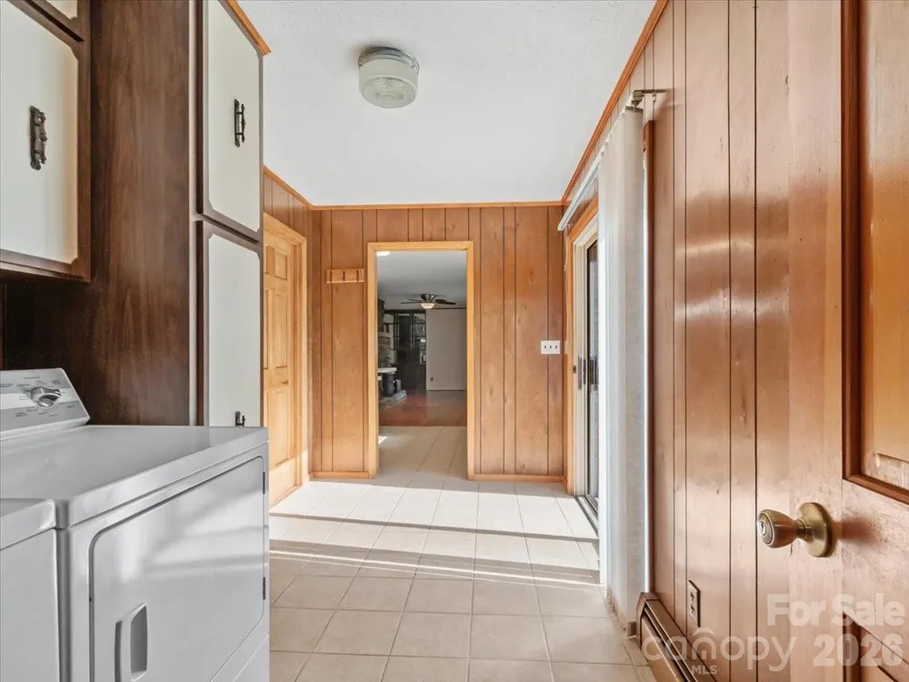 235 Rolling Ridge Loop Burnsville, NC 28714