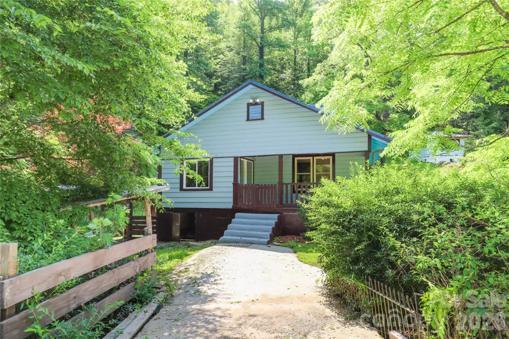 435 Mountain Cove Road Marshall, NC 28753