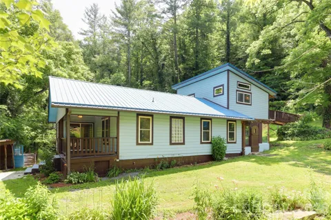 435 Mountain Cove Road