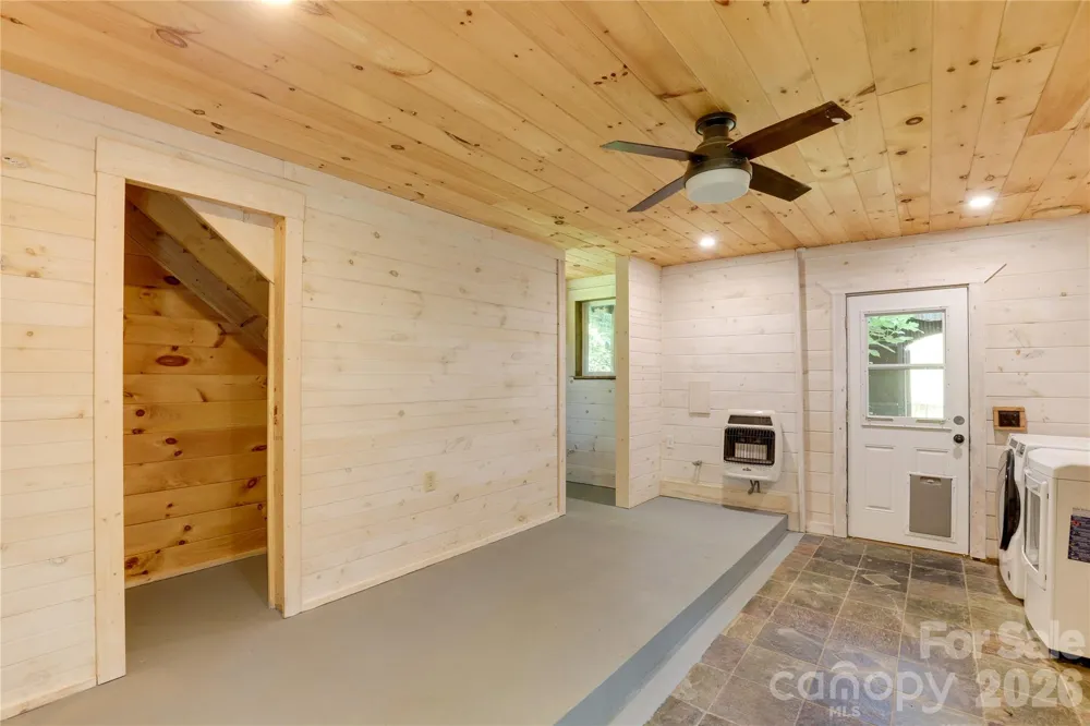 435 Mountain Cove Road Marshall, NC 28753