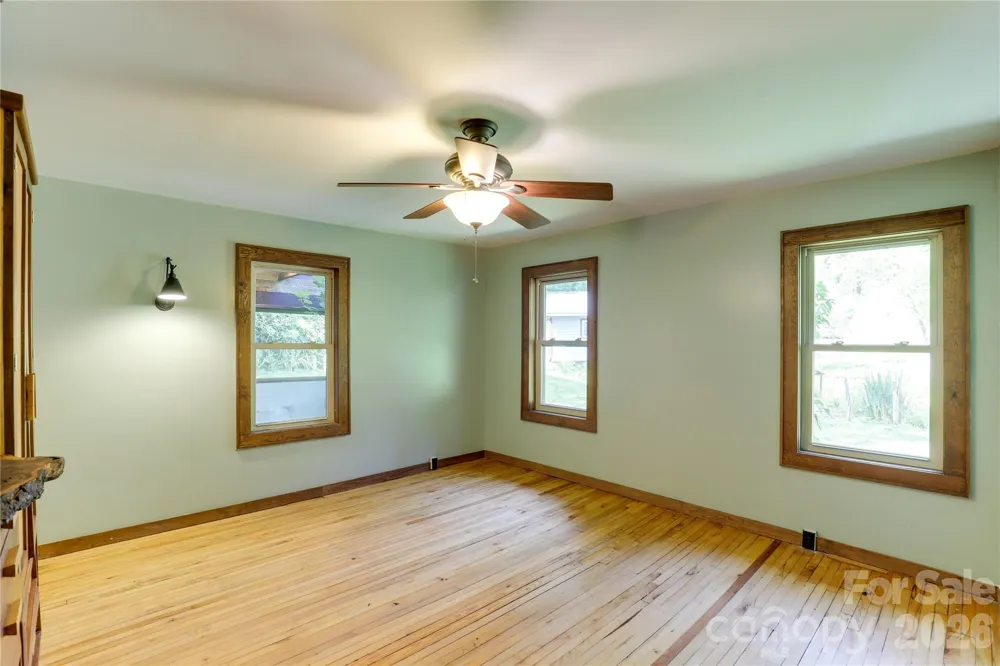 435 Mountain Cove Road Marshall, NC 28753