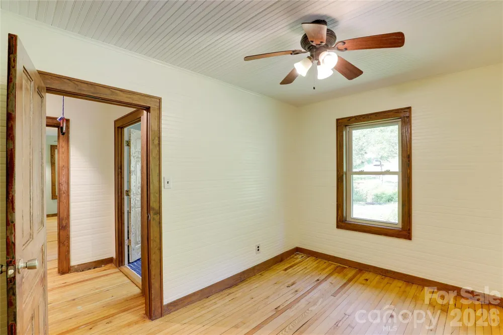 435 Mountain Cove Road Marshall, NC 28753