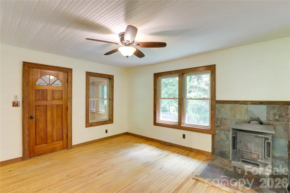 435 Mountain Cove Road Marshall, NC 28753