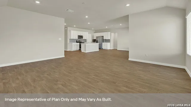 383 Kolbo Crossing Cove Lockhart, TX 78644