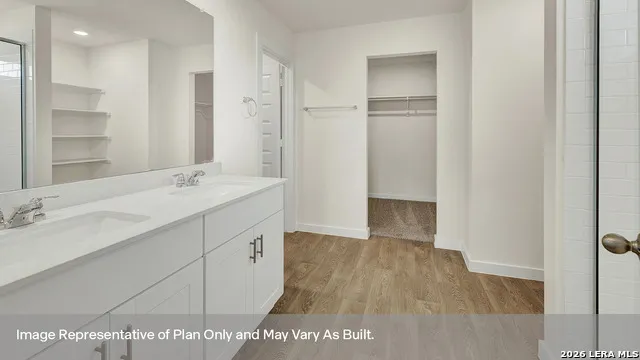 383 Kolbo Crossing Cove Lockhart, TX 78644