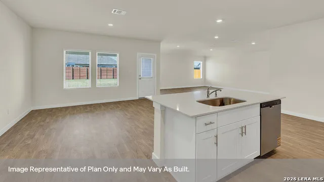 383 Kolbo Crossing Cove Lockhart, TX 78644