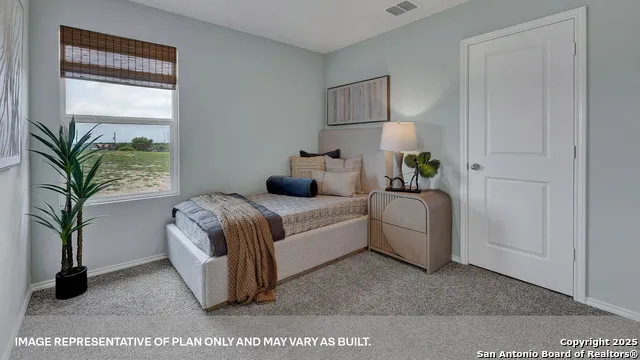 300 Windflower Cove Luling, TX 78648