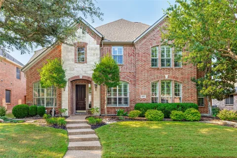 1021 Bandelier Drive