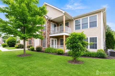 106 Chariot Court