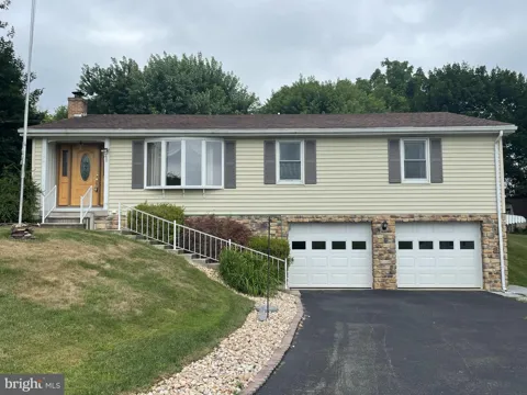 2424 LOOP ROAD