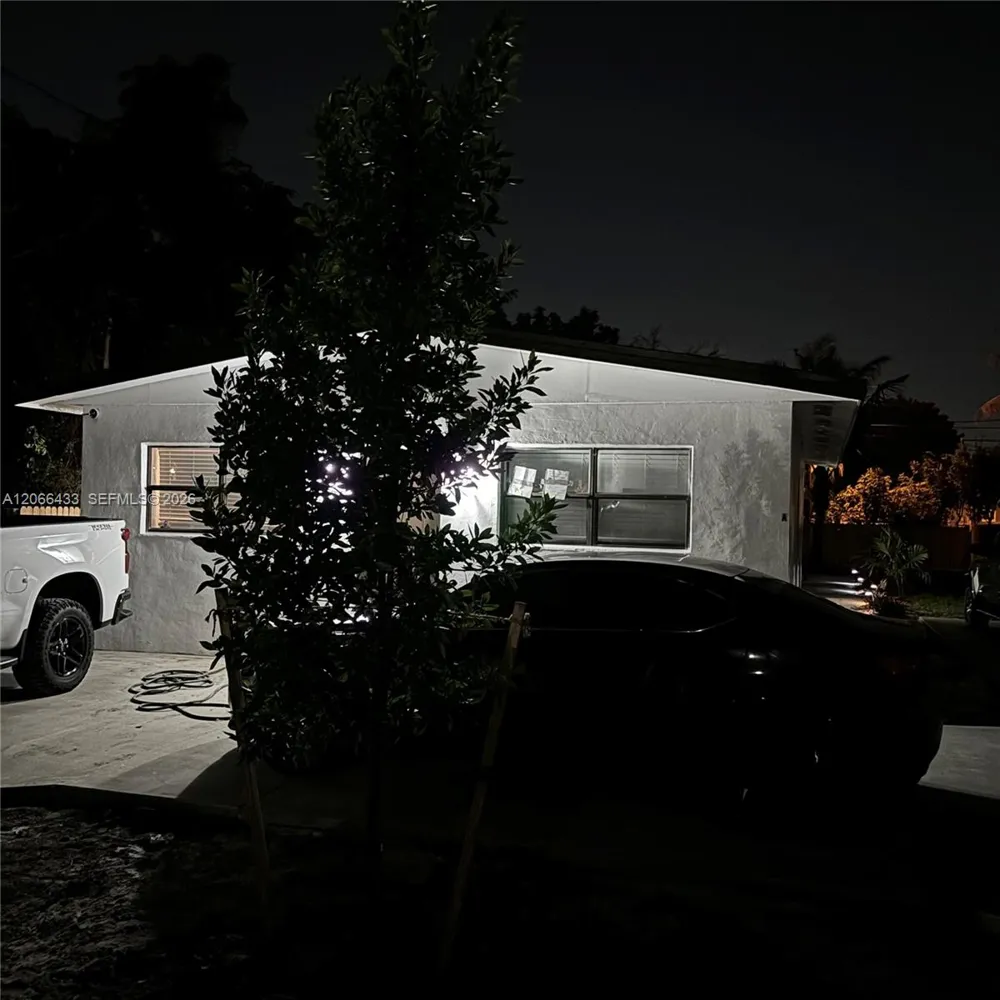 400 60th Way #A Hollywood, FL 33024