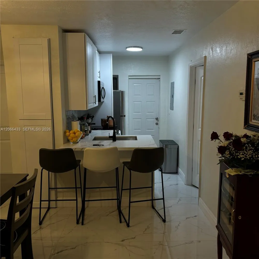 400 60th Way #A Hollywood, FL 33024