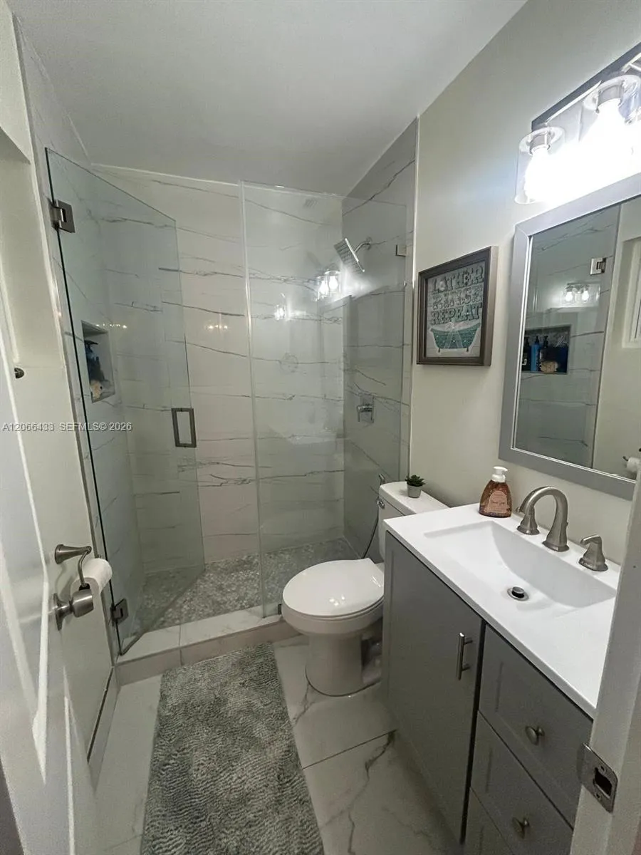 400 60th Way #A Hollywood, FL 33024