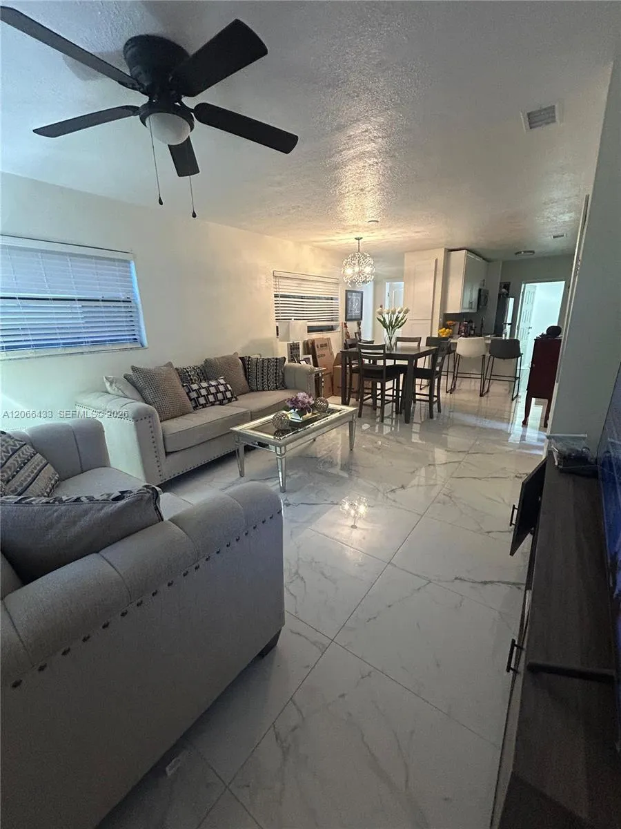 400 60th Way #A Hollywood, FL 33024