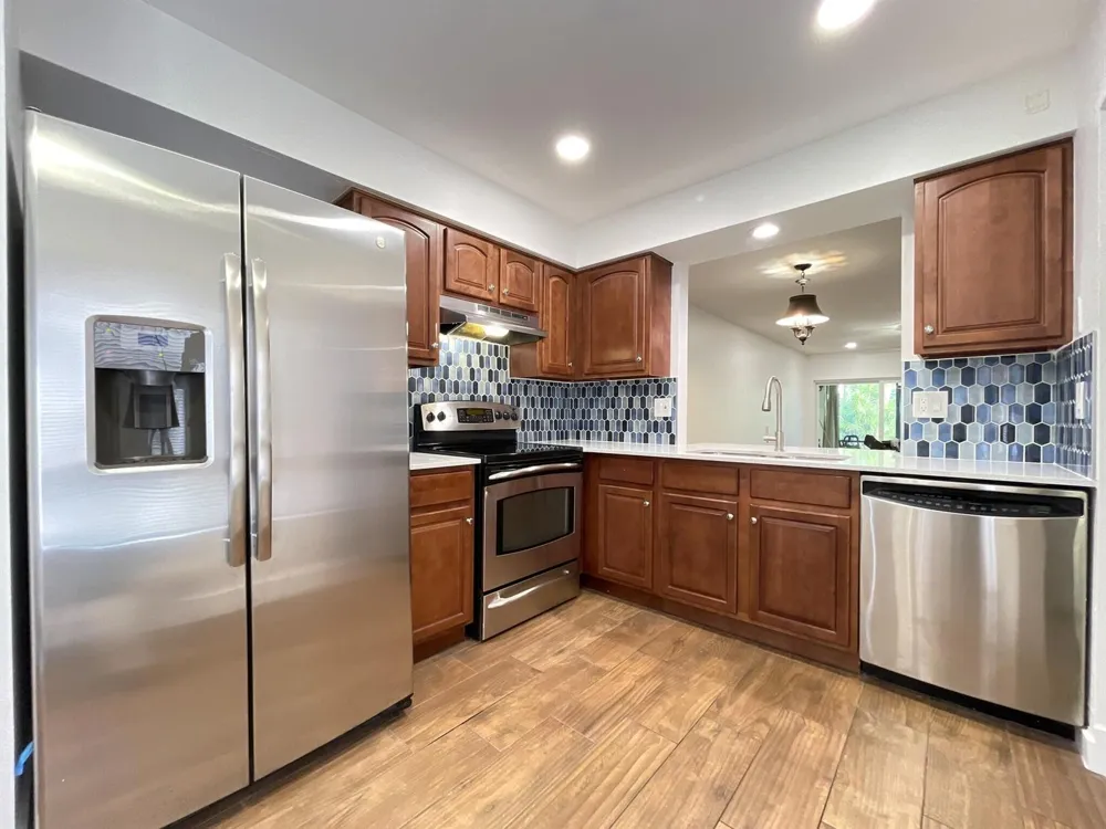 3948 NW 77TH AVENUE #3948 Davie, FL 33024