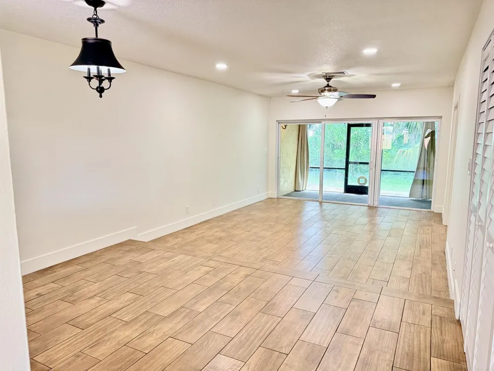 3948 NW 77TH AVENUE #3948 Davie, FL 33024