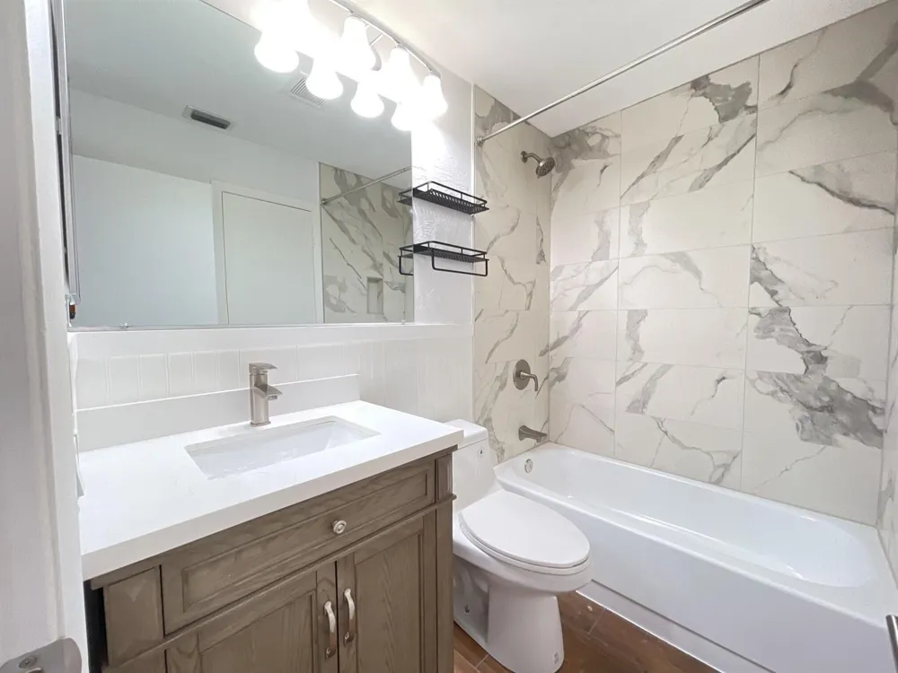 3948 NW 77TH AVENUE #3948 Davie, FL 33024