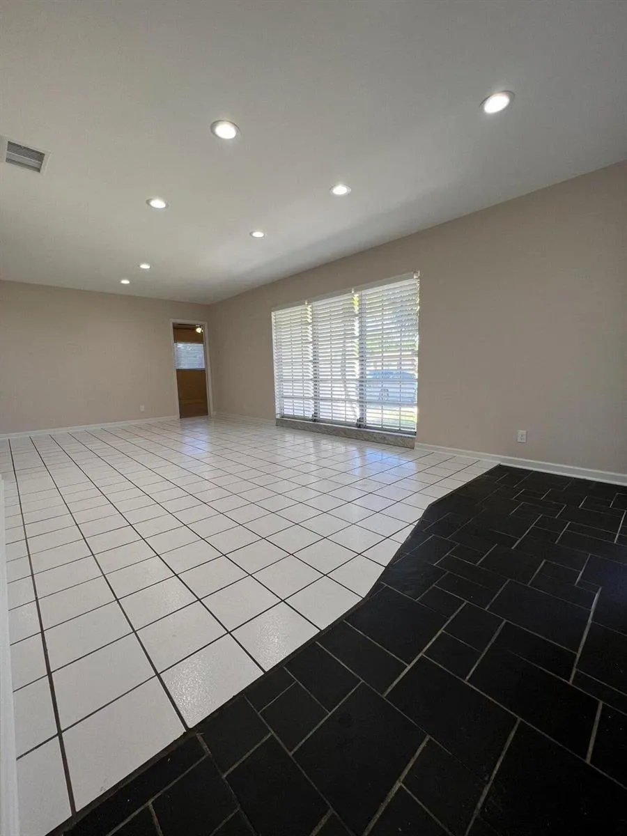 499 W Conference Drive Boca Raton, FL 33486