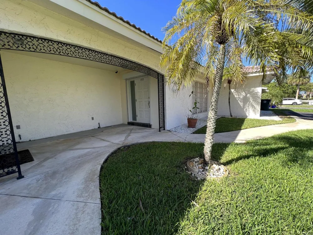 499 W Conference Drive Boca Raton, FL 33486
