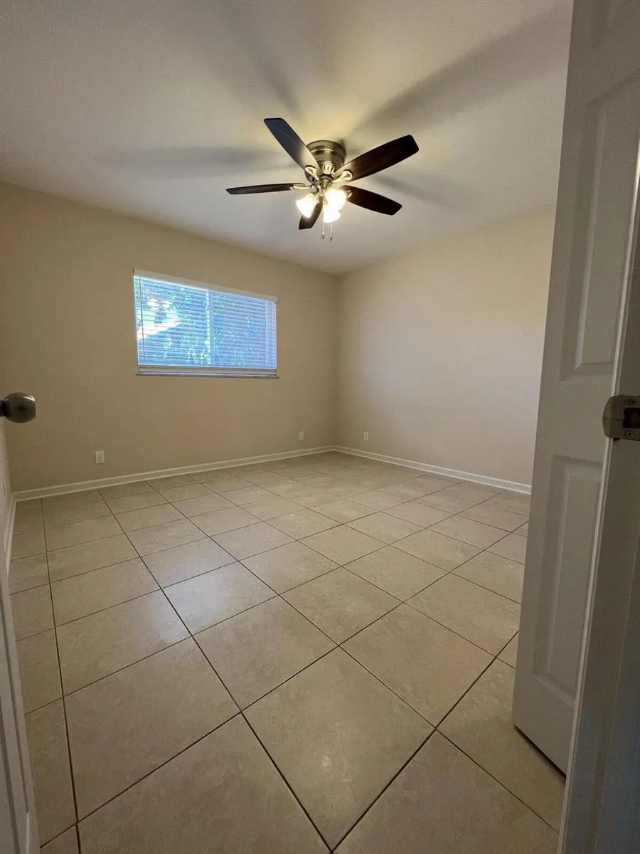 499 W Conference Drive Boca Raton, FL 33486