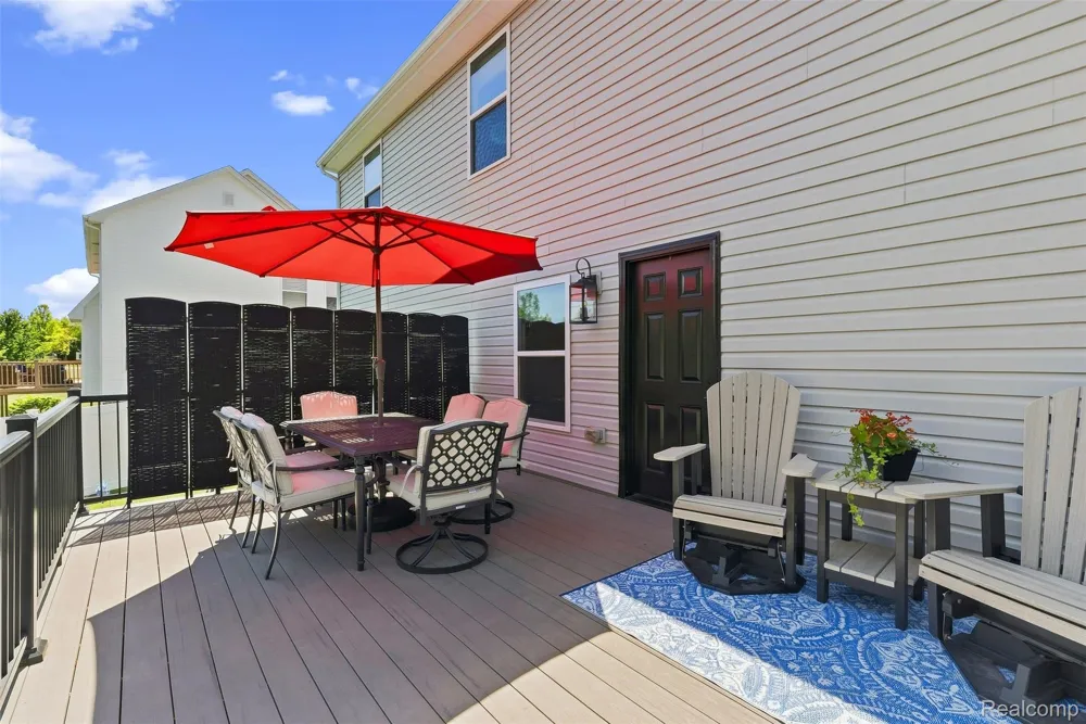 435 Old Farm Lane Lapeer City, MI 48446