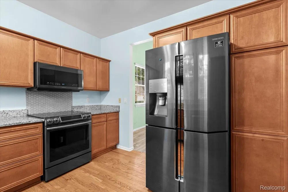 48840 Stonebriar Drive Canton Charter Township, MI 48188