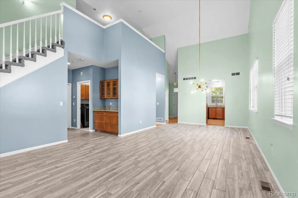 48840 Stonebriar Drive Canton Charter Township, MI 48188
