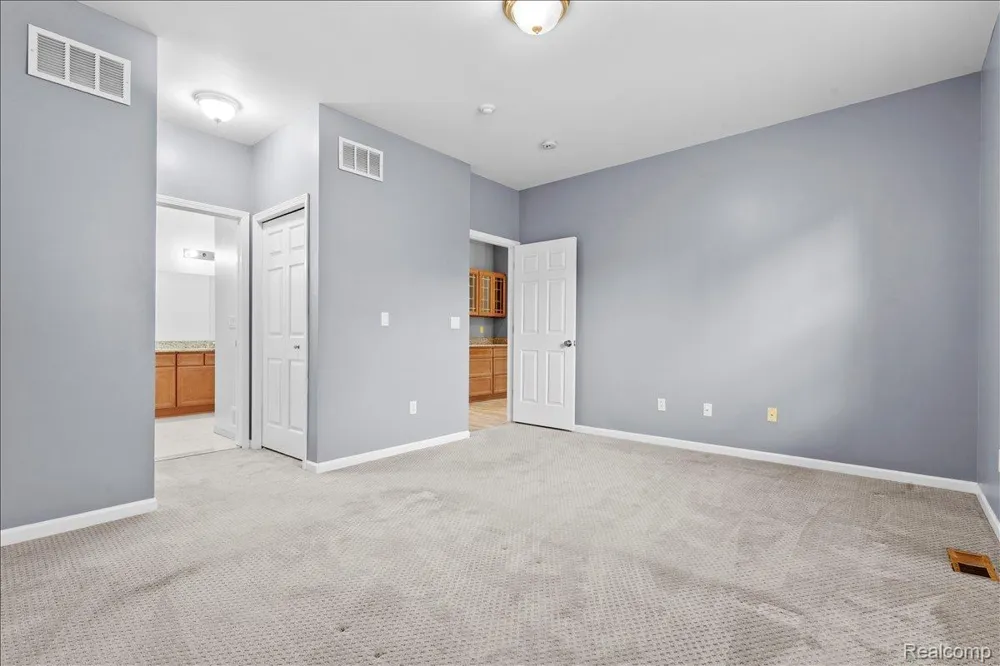 48840 Stonebriar Drive Canton Charter Township, MI 48188