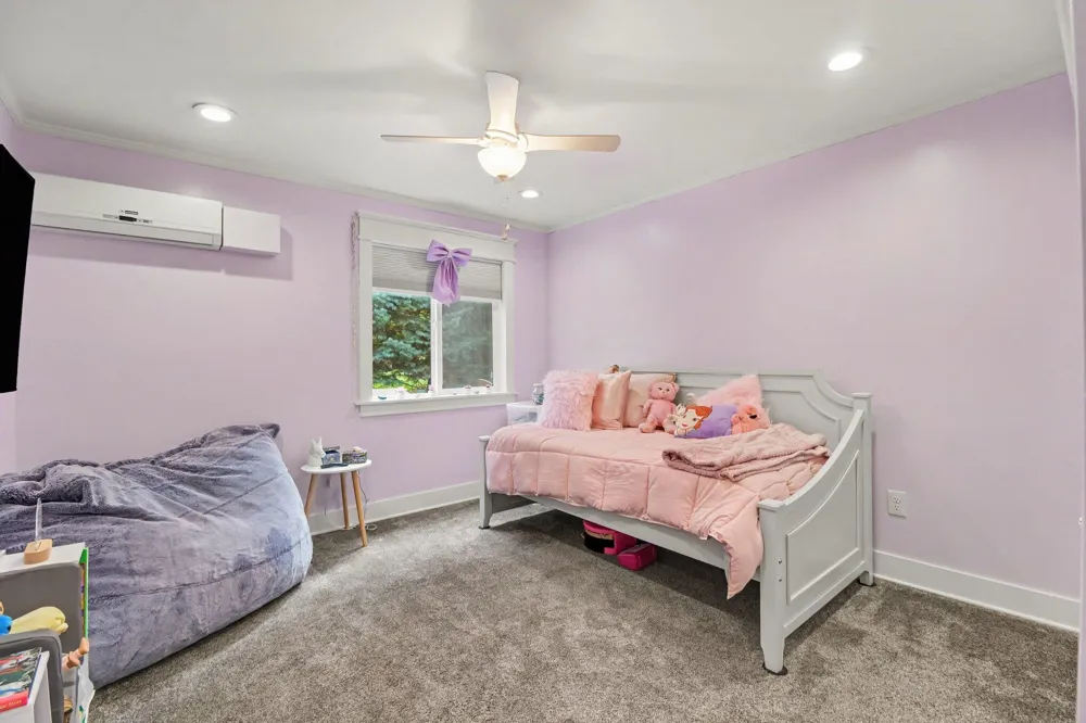 5675 Carlburt Street West Bloomfield Charter Township, MI 48322