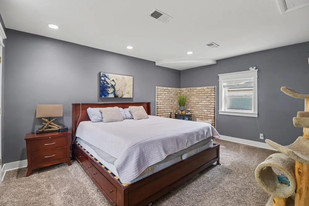 5675 Carlburt Street West Bloomfield Charter Township, MI 48322