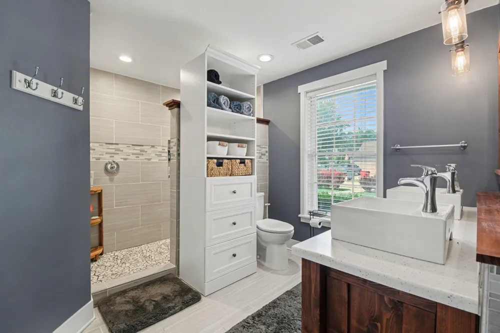 5675 Carlburt Street West Bloomfield Charter Township, MI 48322