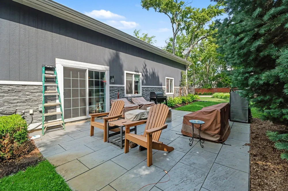 5675 Carlburt Street West Bloomfield Charter Township, MI 48322