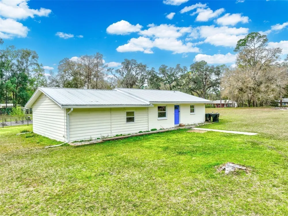420 COURT STREET Bronson, FL 32621