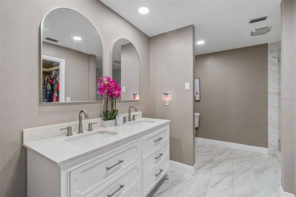 16507 CRANWOOD PLACE Tampa, FL 33618