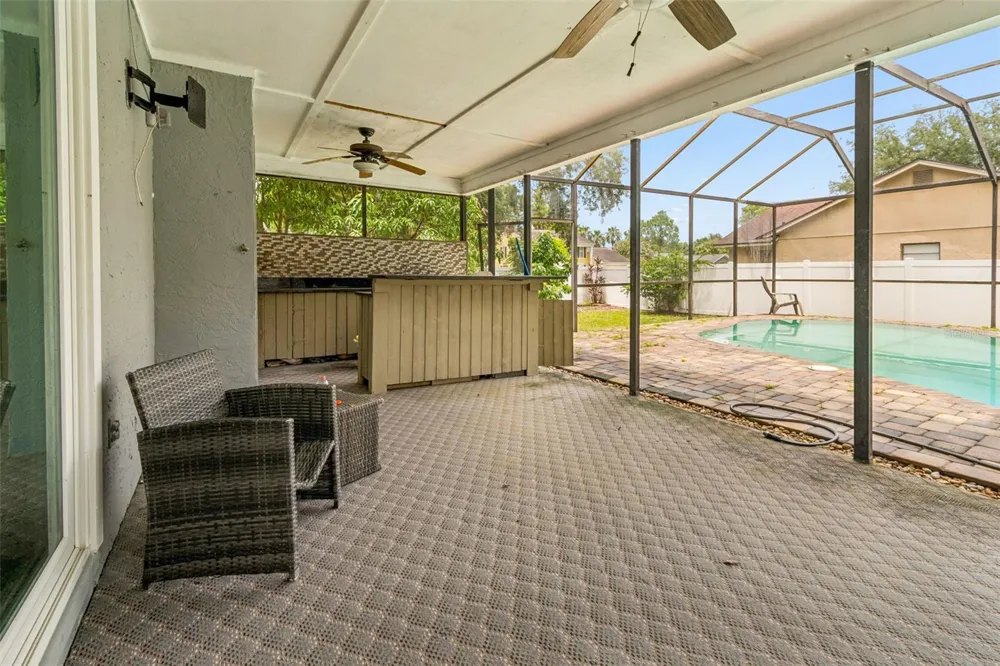 16507 CRANWOOD PLACE Tampa, FL 33618