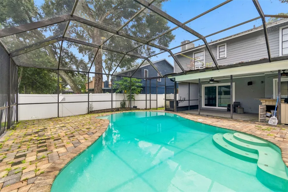 16507 CRANWOOD PLACE Tampa, FL 33618