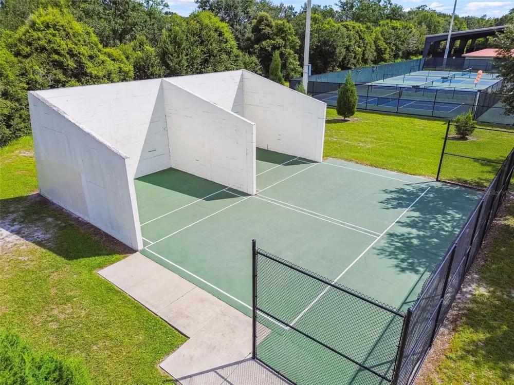 16507 CRANWOOD PLACE Tampa, FL 33618
