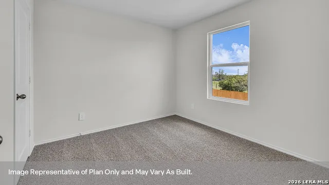 306 Windflower Cove Luling, TX 78648
