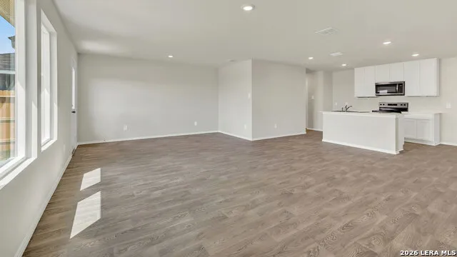 2123 Windflower Lane Luling, TX 78648