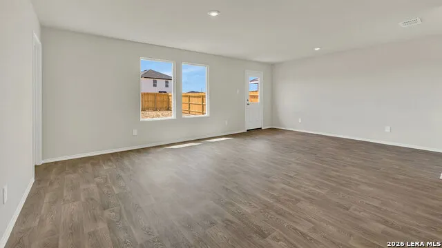 2123 Windflower Lane Luling, TX 78648